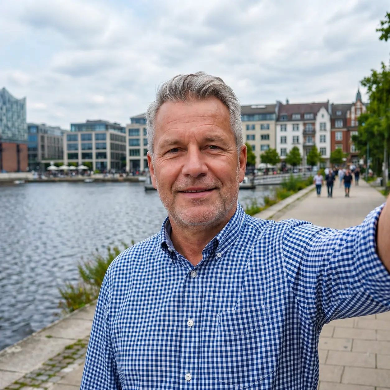 Klaus M., 58, Hamburg