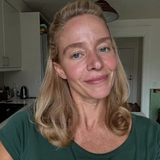 Sabine, 46